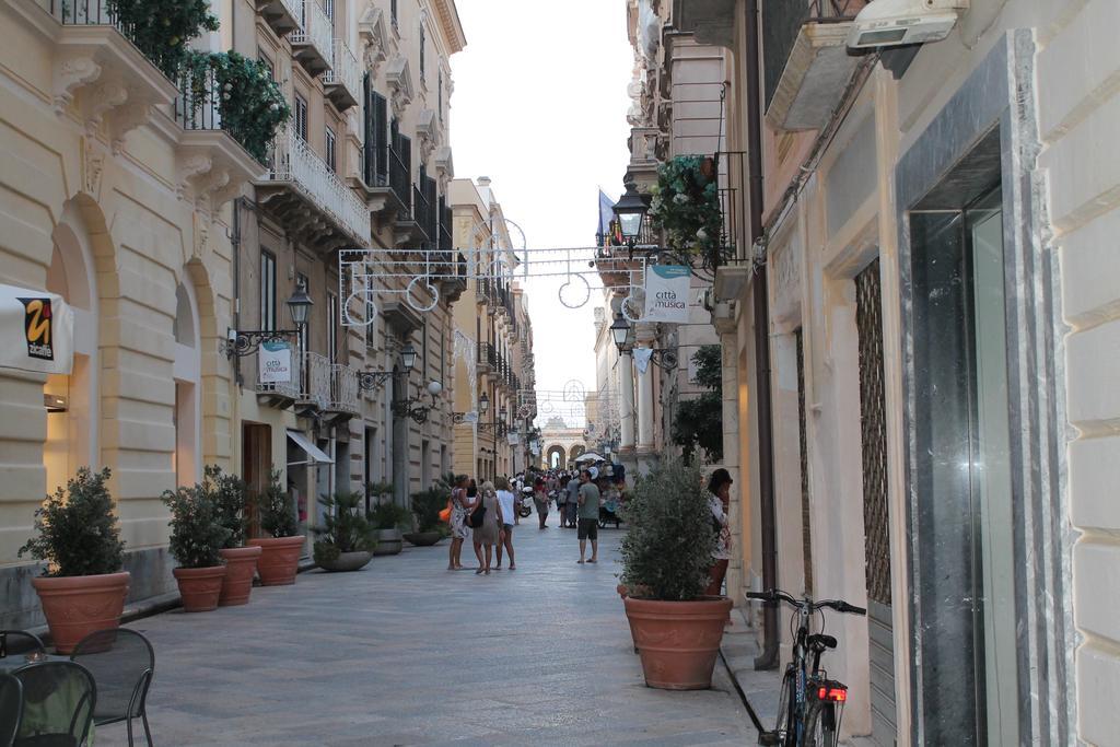 Torrearsa 17 Panzió Trapani Kültér fotó